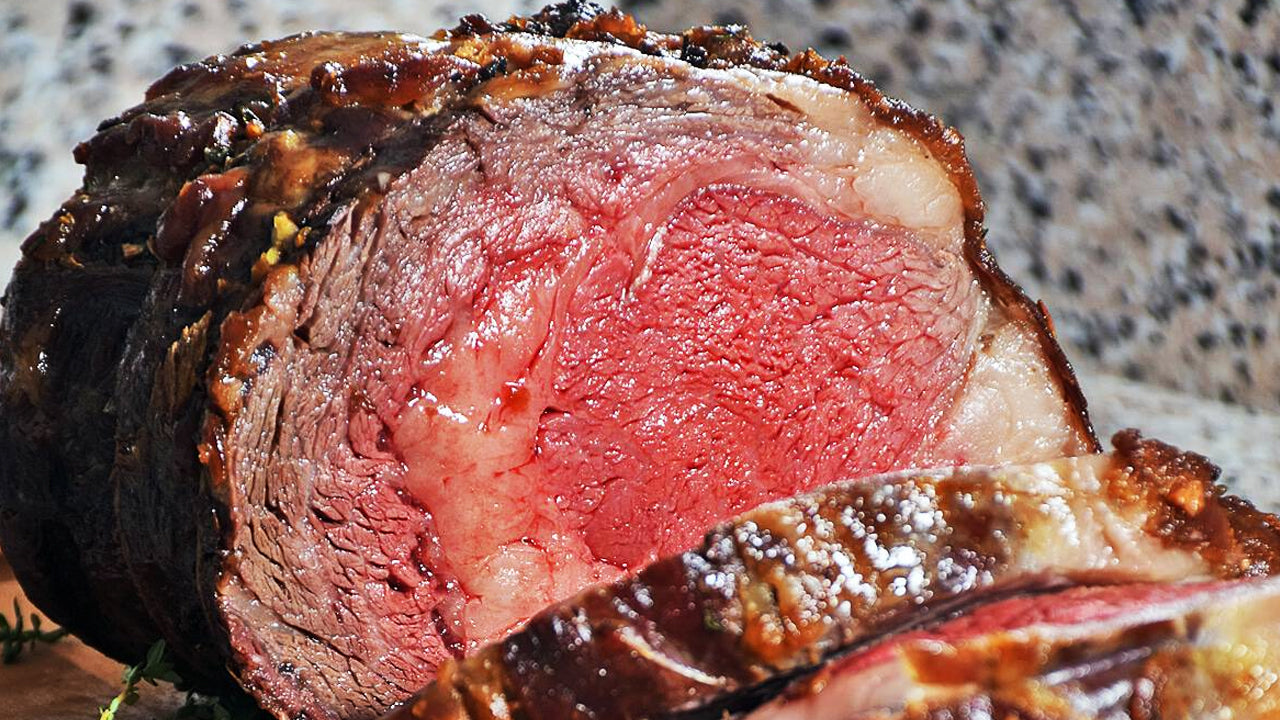 Beef Temperature Chart: Steak, Burgers, Prime Rib, and More